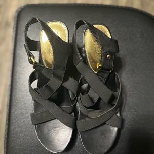 Women shoes size 8 Ralph laurent